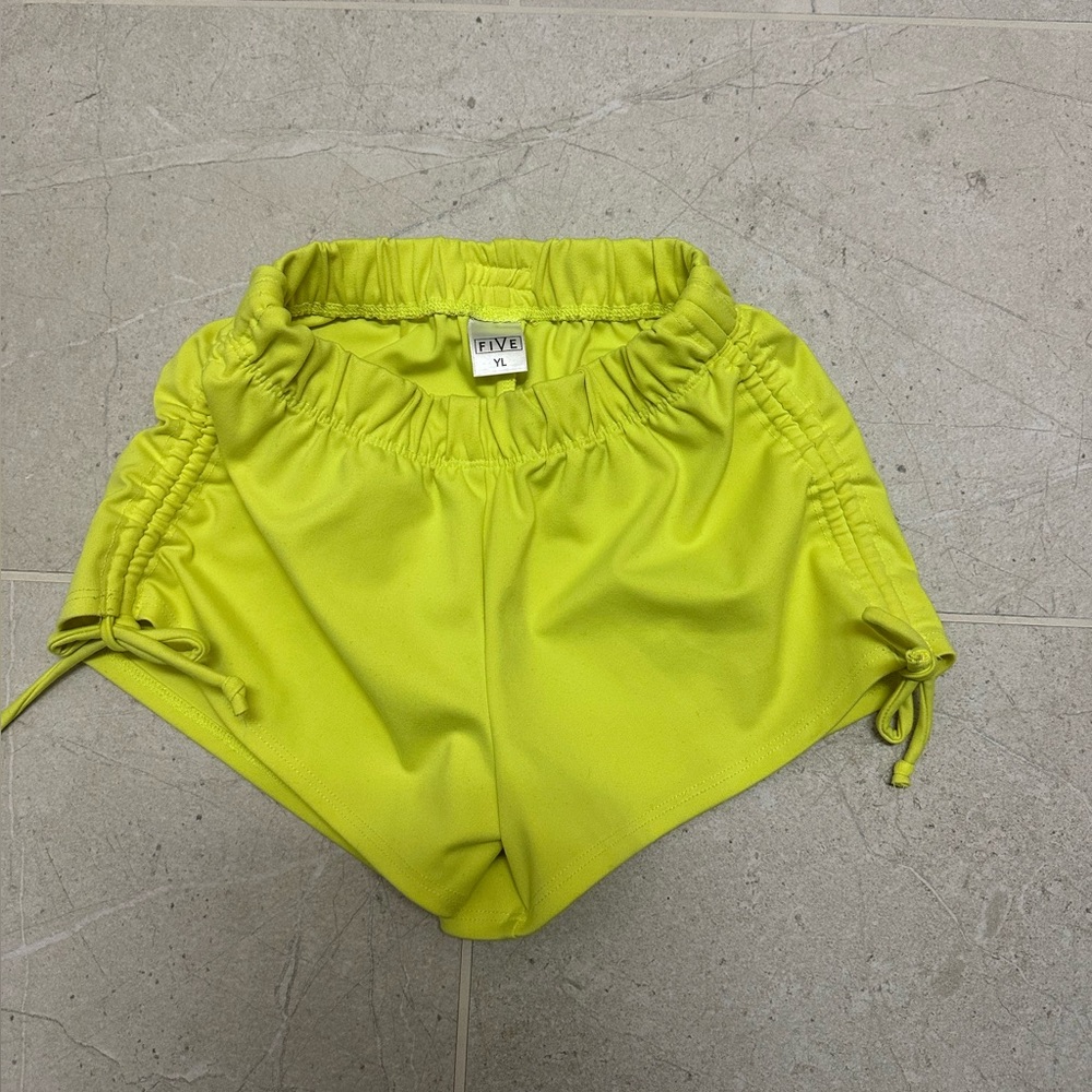Five Dancewear high tied shorts